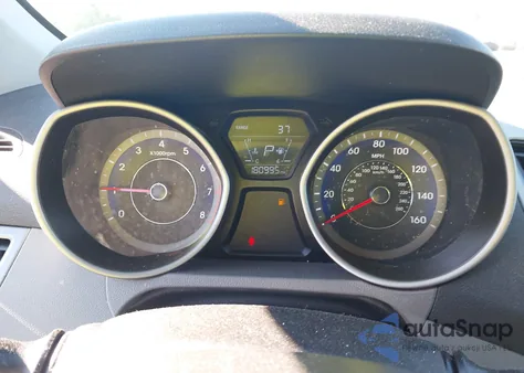 2016 Hyundai Elantra Se z USA, uszkodzony, nr VIN KMHDH4AE8GU528282